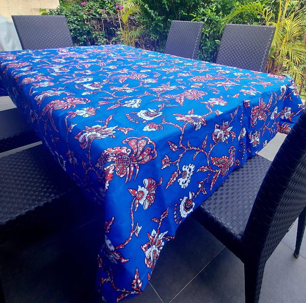 Masika's World Tablecloth 160 x 250cm with 8 Napkins set