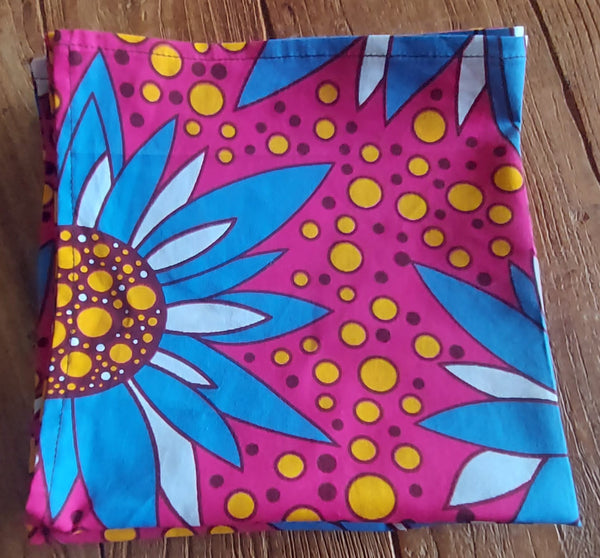 Masika's World Tablecloth 150 x 260cm with 8 Napkins set