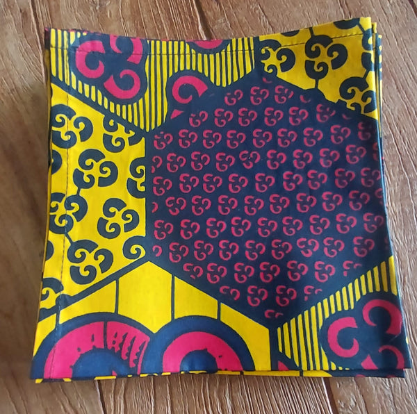 Masika's World Tablecloth 150 x 260cm with 8 Napkins set