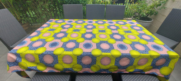 Masika's World Tablecloth 150 x 260cm with 8 Napkins set